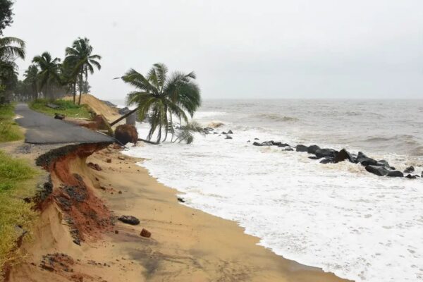 Over 25% of Odisha’s Coastline Faces Severe Erosion: Union Minister odisha-coastline-erosion